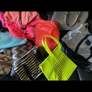 Lot of 7 purses